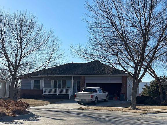 2nd image of 1906 Gunnison Dr