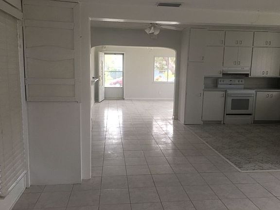 3rd image of 4247 11th Ave N
