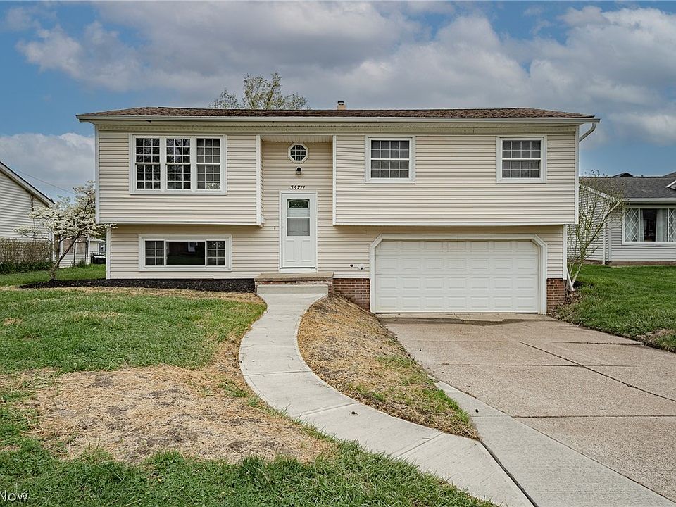 1st image of 36711 S Lake Shore Blvd