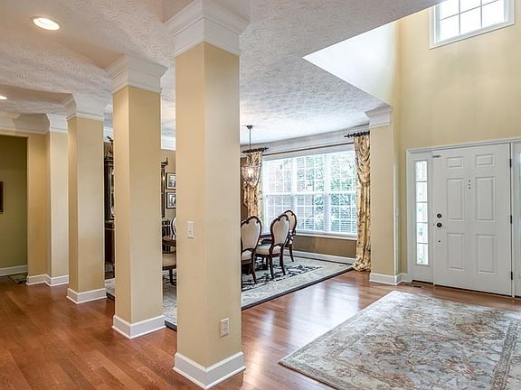 4th image of 1477 N Church Dr