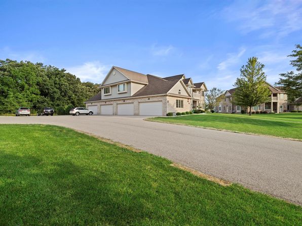 9256 66th Ave, Pleasant Prairie, WI 53158
