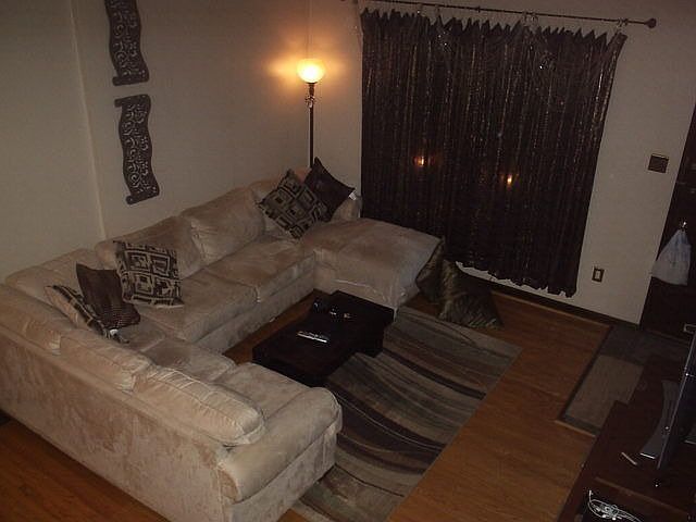 2nd image of 2541 S Chadwick St