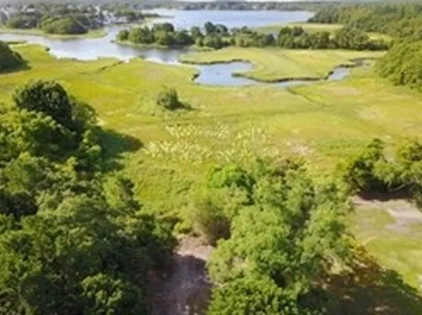 6 Back St, Wareham, MA 02571