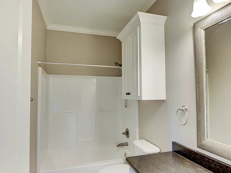 555 Canterbury Ln — Photo 14