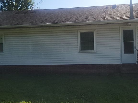 5th image of 6024 Chestnut Ave