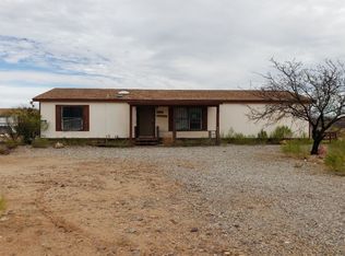 5745 S White Oak Ln, Hereford, AZ 85615