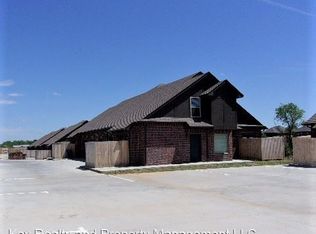 20608 E Reno Ave, Harrah, OK 73045