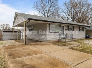 10733 Spring Garden Dr, Saint Louis, MO 63137