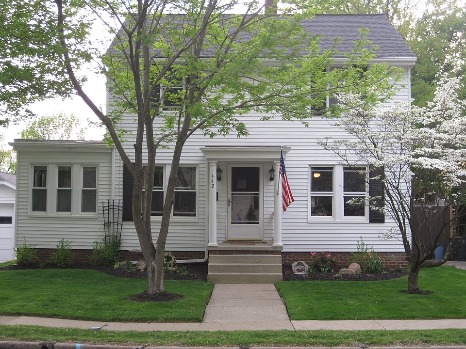 1st image of 442 N Lyman St