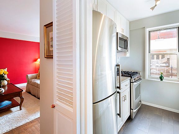 3rd image of 167 E 67th Street 5f #5F