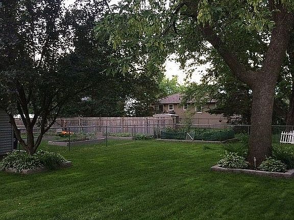 2nd image of 1108 Calumett Dr