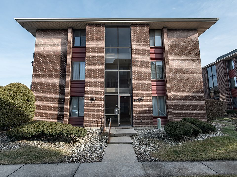 1st image of 15818 Terrace Dr Unit 03