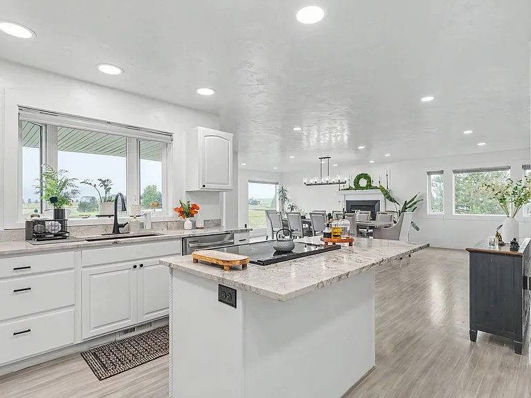74 Stillwater Rd — Photo 15