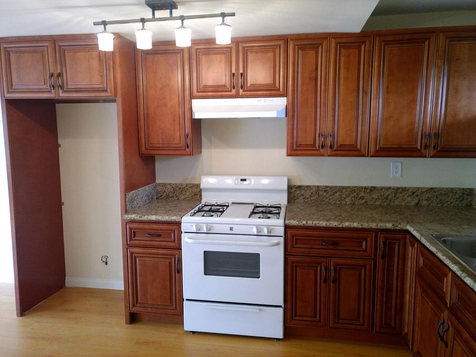 1st image of 13701 Hubbard St Unit 15