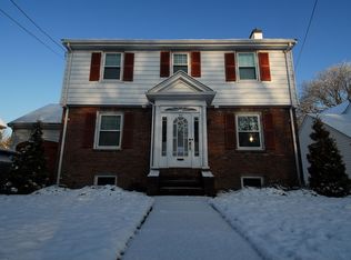 566 Brook Rd, Milton, MA 02186