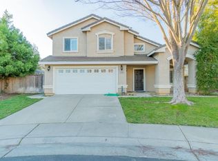 9440 Crystal Shore Ln, Elk Grove, CA 95758