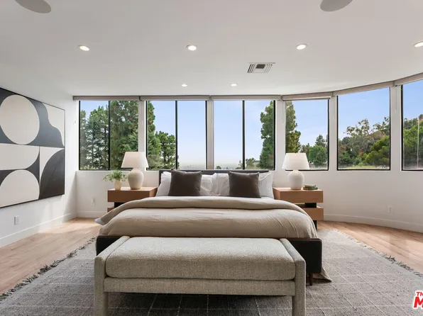 6469 Rodgerton Dr, Los Angeles, CA 90068