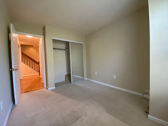 3rd image of 14631 Monmouth Dr
