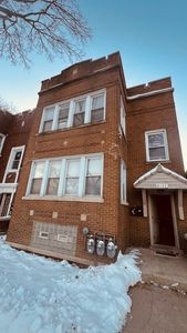 6152 S Mozart St, Chicago, IL, 60629