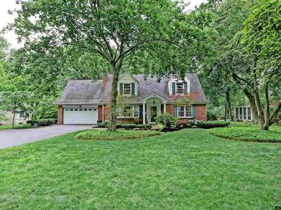 12 Loudon Pkwy, Loudonville, NY, 12211