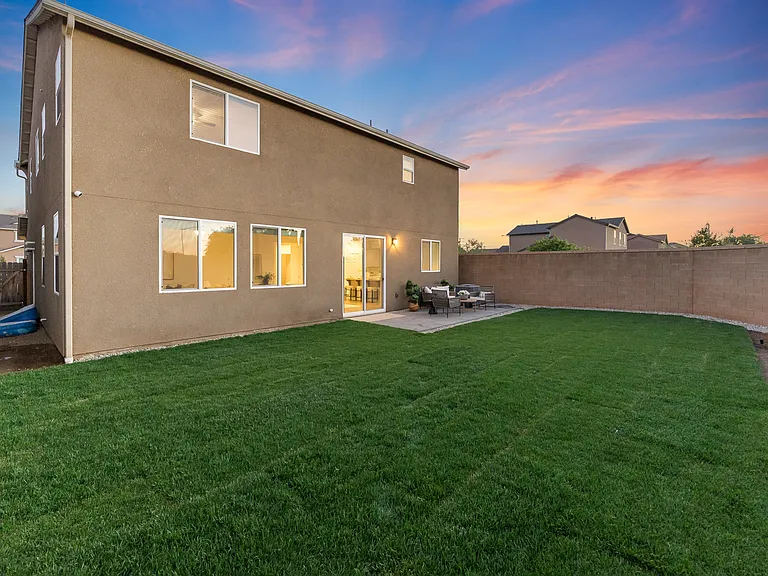 6690 E Adena Ave — Photo 26