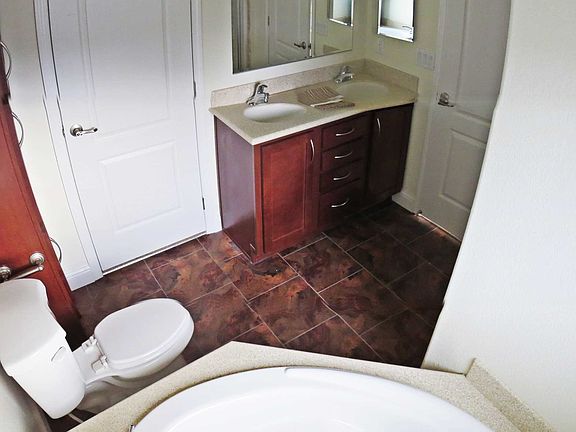 5th image of 1350 Centerville Ln Spc 1