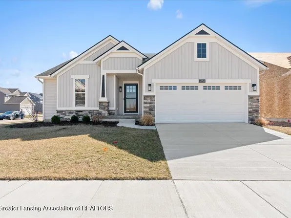 6694 Castleton Dr, Grand Ledge, MI 48837