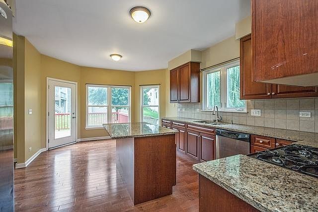 2nd image of 5 Barton Creek Ct