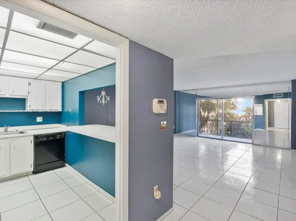 4172 Inverrary Dr APT 306, Fort Lauderdale, FL 33319