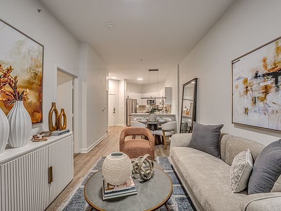 5th image of 2819 N Fitzhugh Ave APT 1344