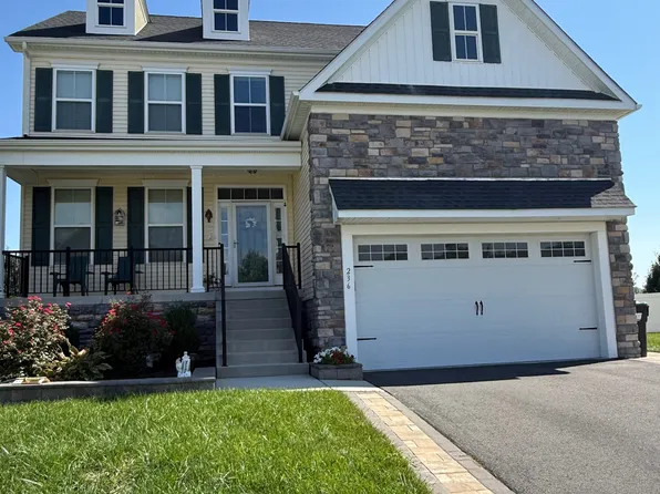 236 Jenny Dr, Bear, DE 19701