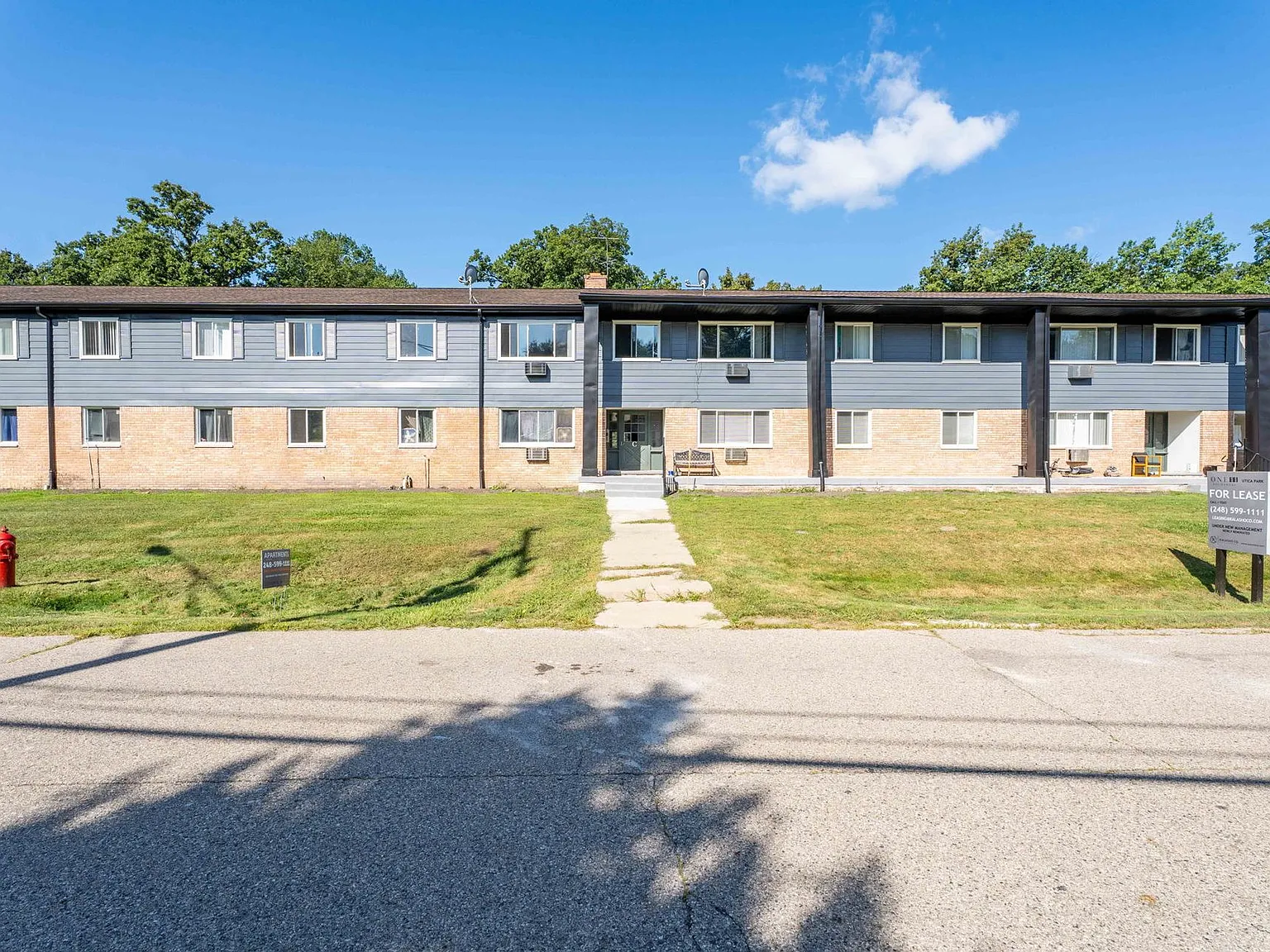 One11 Utica Park — Photo 1