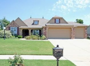 9401 N 105th Ave E, Owasso, OK 74055