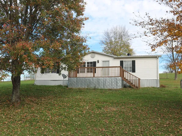 2057 E Headquarters Rd, Carlisle, KY 40311