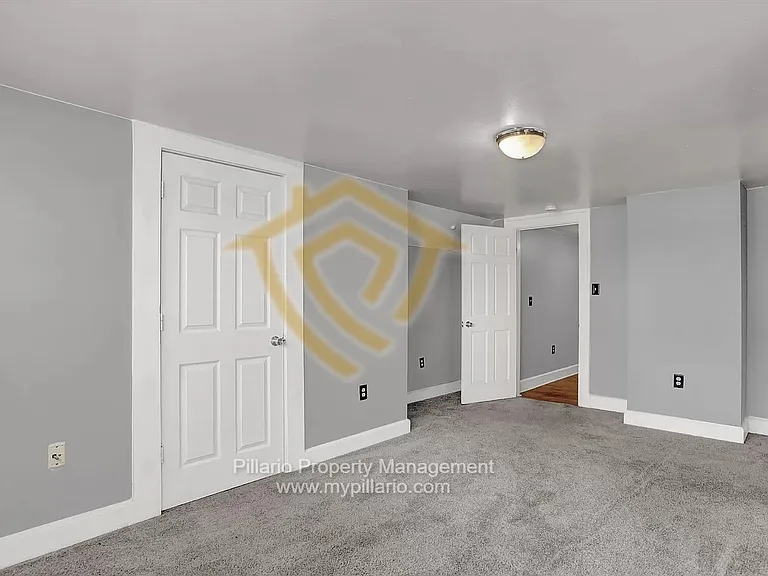 44 S Ewing St — Photo 14