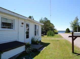 7097 Duneview Dr, Ludington, MI 49431