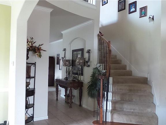 4th image of 218 Park Meadows Dr