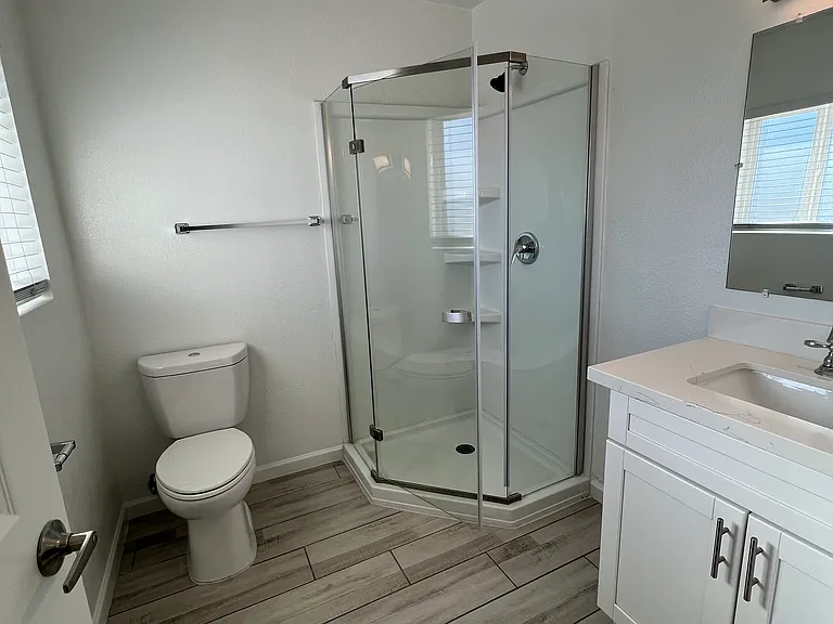 2 bed 2 bath ensuite bathroom