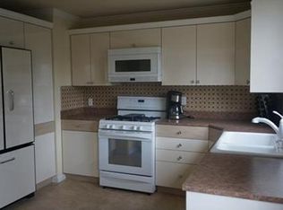 24288 Zurich Dr, Crestline, CA 92325