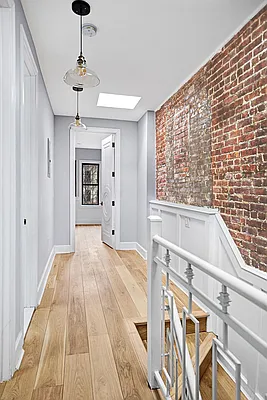 Sold by Compass | media 9