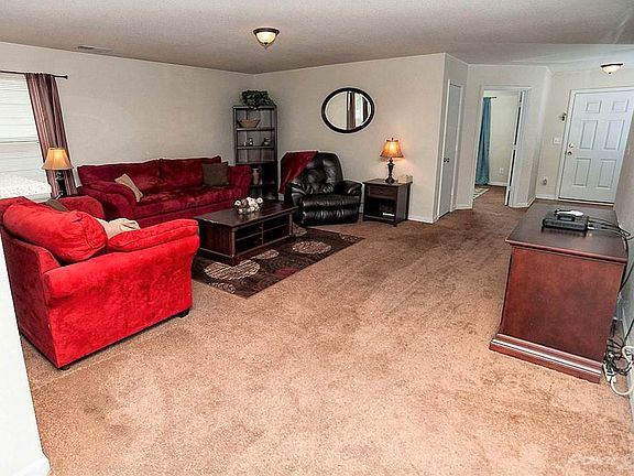 4th image of 179 Bermuda Lakes Dr