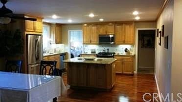 2nd image of 1408 Carlsbad St