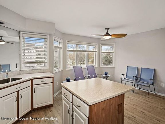 4th image of 183 Muskflower Ct #1803