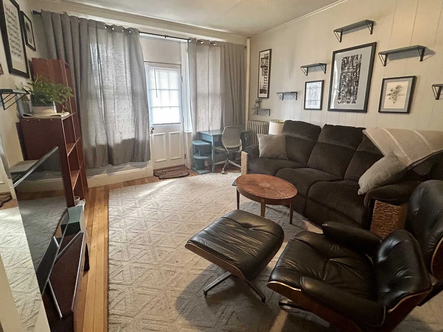 1 bed, $2,400 — Photo 2