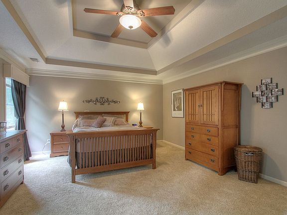 5th image of 1705 NE 80th Pl