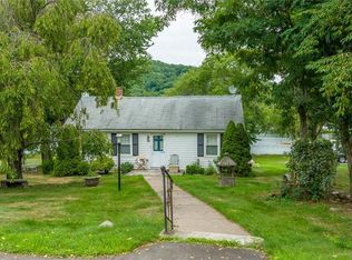 68 Lake Rd, Portland, CT 06480