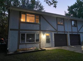 6937 Centerville Rd, Hugo, MN 55038