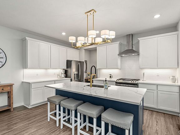 4th image of 4711 Cooper Trade Pl