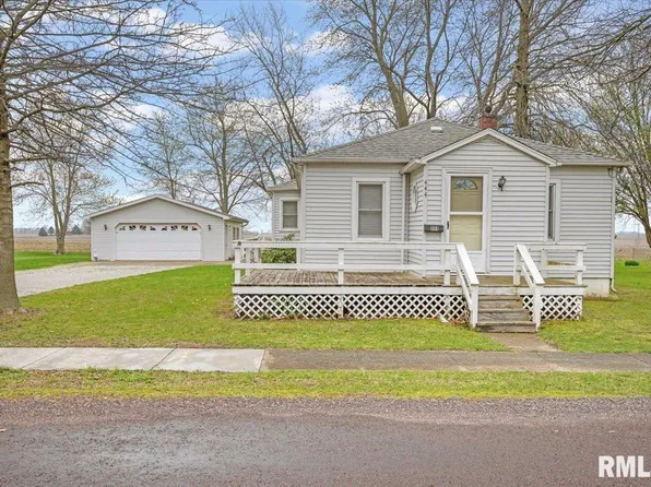 444 S Emmett St, Virden, IL 62690