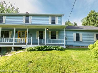 10076 Gordon Rd, Fenton, MI 48430